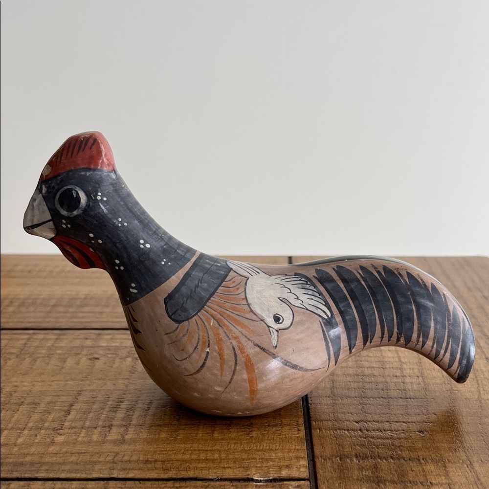 Vintage Mexican Chicken Pottery - Picture 3 of 9